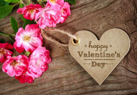 Valentine Heart with Happy Valentine's Day, pink roses
