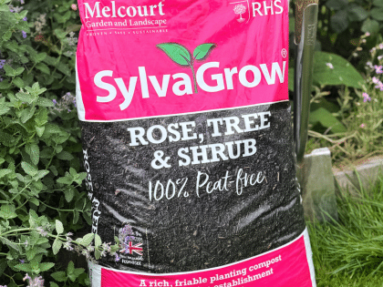 Rose, Tree & Shrub Peat-Free Compost 40L Image